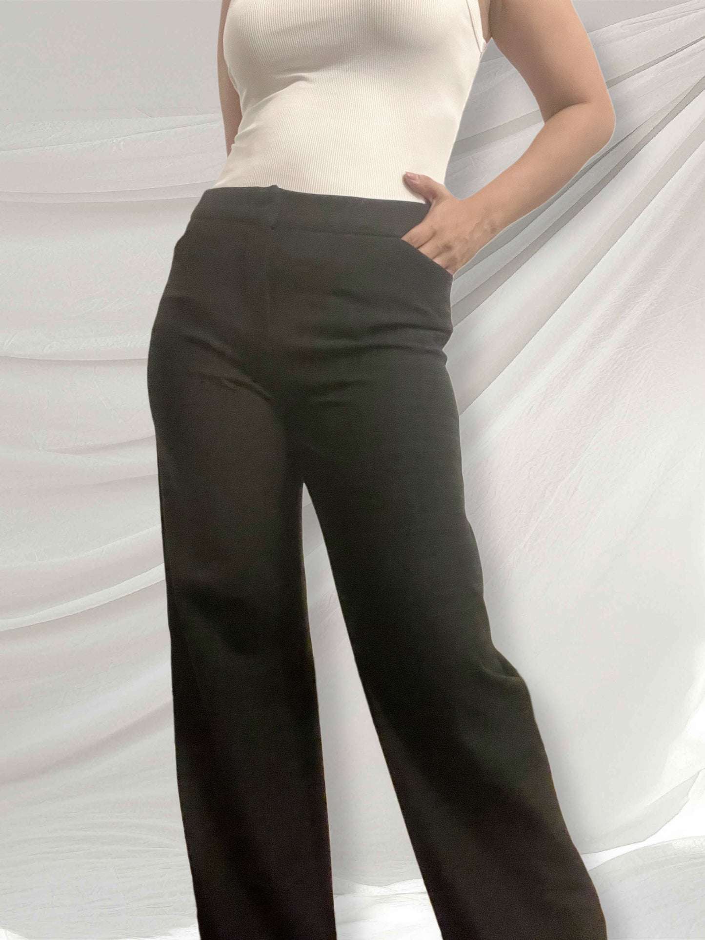 Hayley Pant