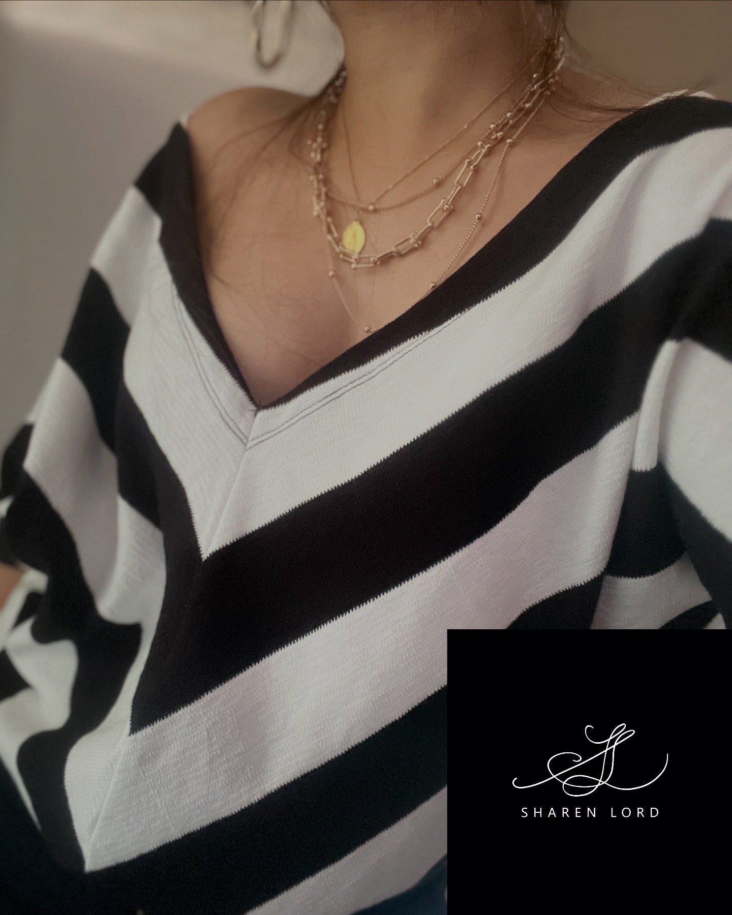 Lisa - Black / White Stripes